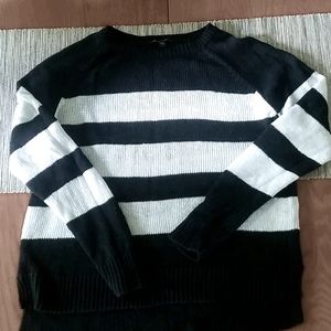 Eileen Fisher light weight sweater